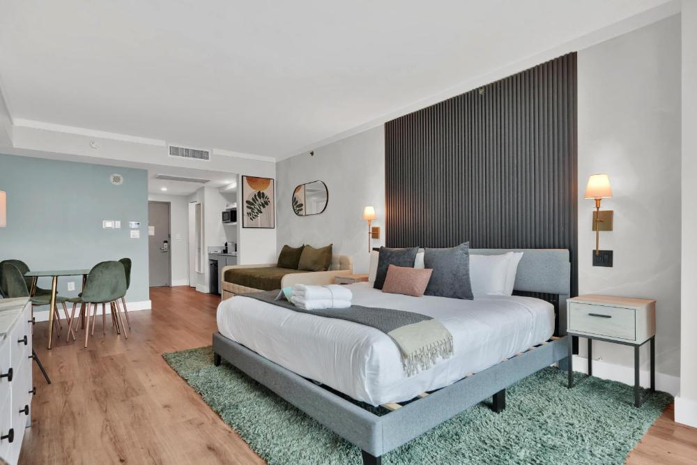 Studio with Balcony interior